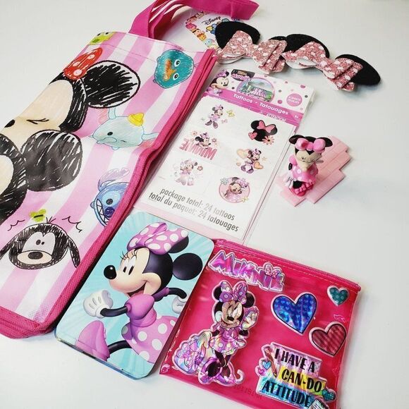 New Disney Junior Minnie Mouse Pack:  tote bag a mini bag, 2 hair clips and more - Picture 6 of 16